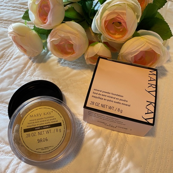Mary Kay Ivory 1 Mineral Power - Picture 2 of 3